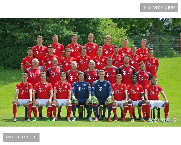 阿尔丰索·戴维斯速度与技巧持续闪耀，重塑比赛格局引关注