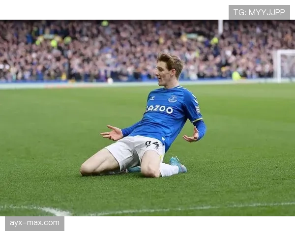 英超焦点战:埃弗顿主场迎战曼联,双方力争关键三分 英超焦点战:埃弗顿主场迎战曼联,双方力争关键三分