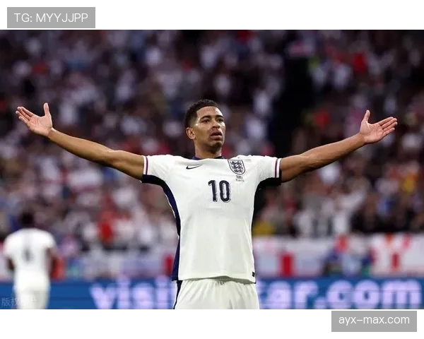 欧洲U19锦标赛激战正酣，青年欧冠新星闪耀赛场引瞩目